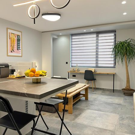 Luxury Downtown Apartment Α6 Thessaloniki Exterior foto
