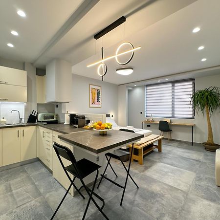 Luxury Downtown Apartment Α6 Thessaloniki Exterior foto